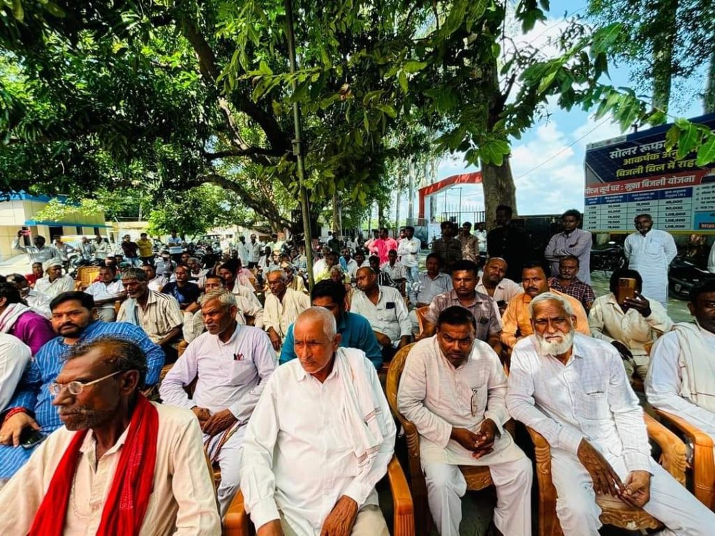 क्षेत्र पंचायत सदस्य गांव का विकास कार्य करने के लिए नियम कानून समझ लें: माता प्रसाद पाण्डेय | New India Times