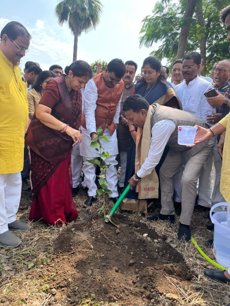 प्रधानमंत्री के जन्मदिन पर सेवा सप्ताह में भाजपा कार्यकर्ताओं ने किया रक्तदान | New India Times