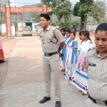 दमुआ पुलिस स्टाफ ने मैं अभिमन्यु अभियान के तहत पीएम श्री गर्ल्स स्कूल की छात्राओं के साथ सीधा संवाद किया