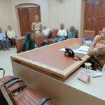 डाॅक्टर और उनके गुर्गों द्वारा पिटाई से पीड़ित पुलिस कर्मी की पत्नी ने एसएसपी से लगाई न्याय की गुहार