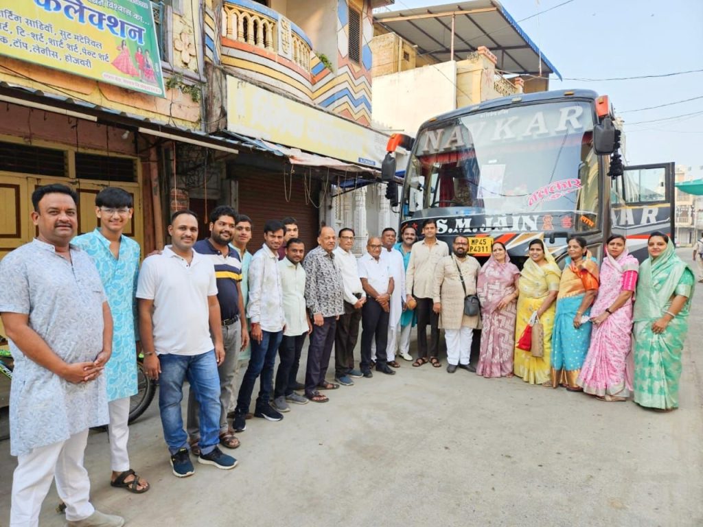 पुण्य सम्राट परिवार के दर्शन वंदन हेतु संघ यात्रा का प्रस्थान | New India Times