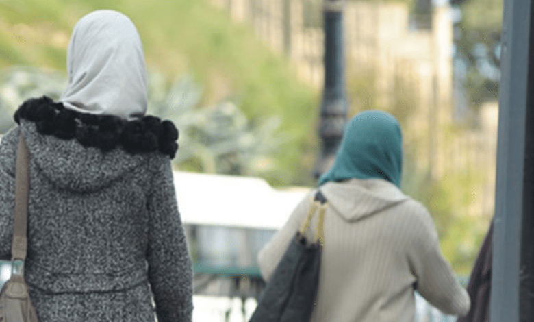 لجنة مختصة توصي بمنع الحجاب في المدارس الابتدائية الدنماركية