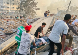 قصف المنازل في قطاع غزة من الطائرات الاحتلال