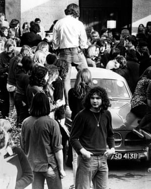 Student ProtestStudents protesting during the Queen’s visit to Stirling University. Student leaders said they were protesting against the £1200 the University authorities were spending on the Royal visit, and the one day’s loss of studies, 13th October 1972. (Photo by Staff/Mirrorpix/Getty Images)