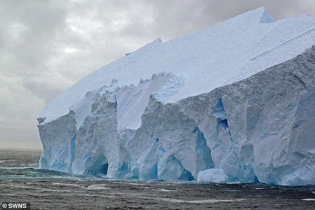 Melting ice from the giant West Antarctic ice sheet could be saved from sliding into the ocean by covering it in trillions of tons of artificial snow. Scientists say the collapse of the sheet would threaten many cities including New York, Calcutta, Shanghai, and Tokyo with flooding