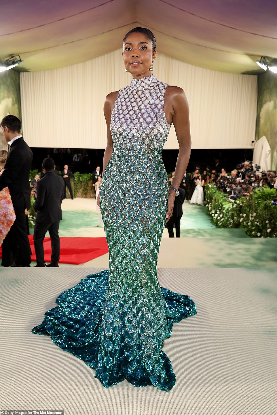 Gabrielle Union looked like a mermaid in a silver, green and blue ombre frock