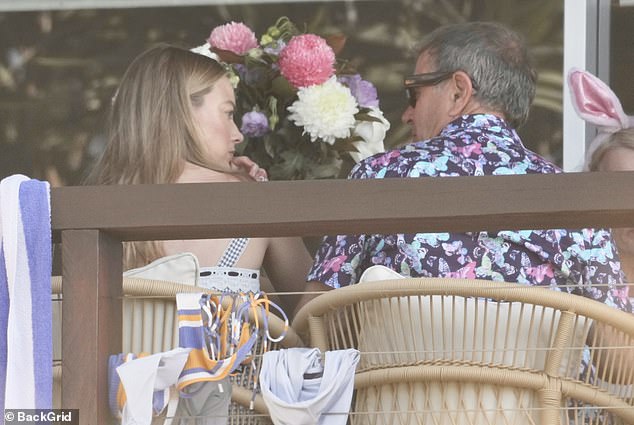 Margot and her father were later seen chatting