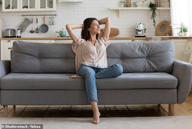 Women who remained single when they moved out of their parents' homes didn't suffer as much after their first big breakup as women who moved right out of their parents' home and in with a partner did