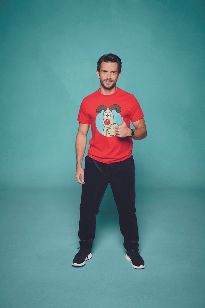 Jonathan Bailey supports Comic Relief campaign