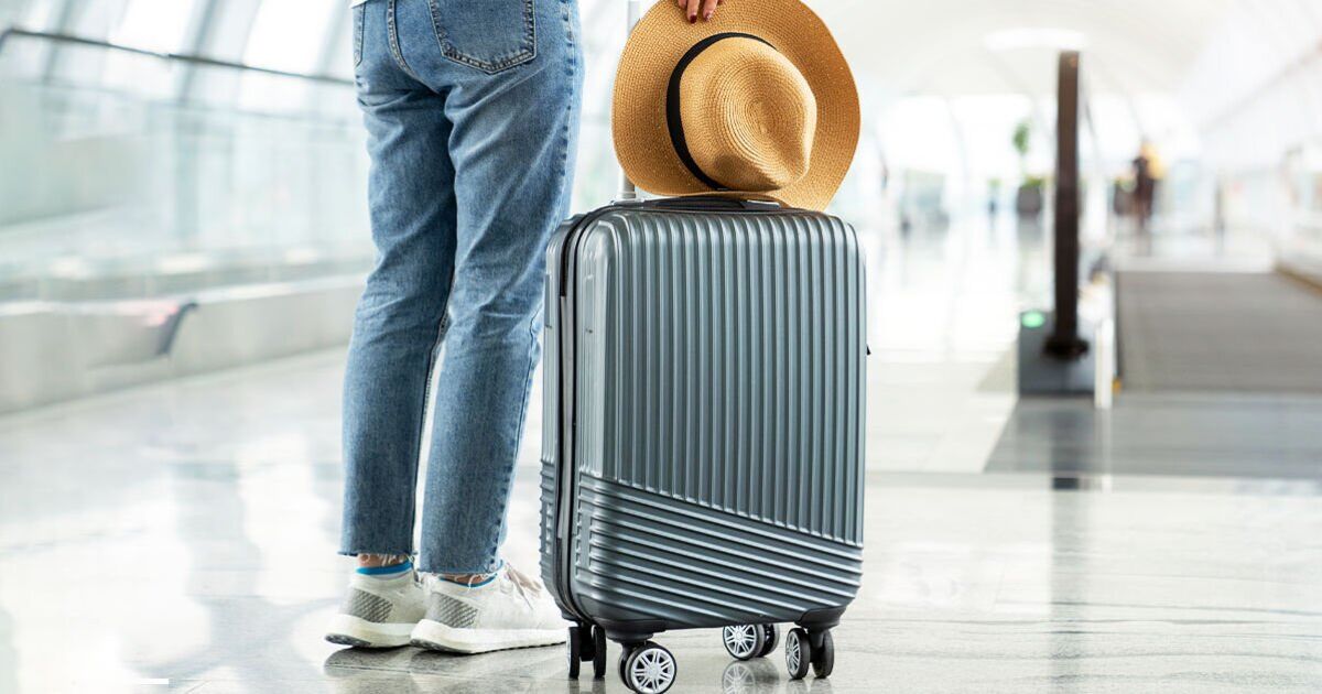 Holidaymakers 'love' this TUI & easyJetapproved cabin bag now reduced