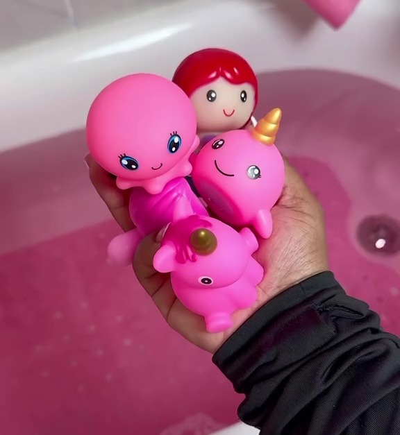 With a few extra floating bath toys that light up many mums were left wondering how they could possibly top this