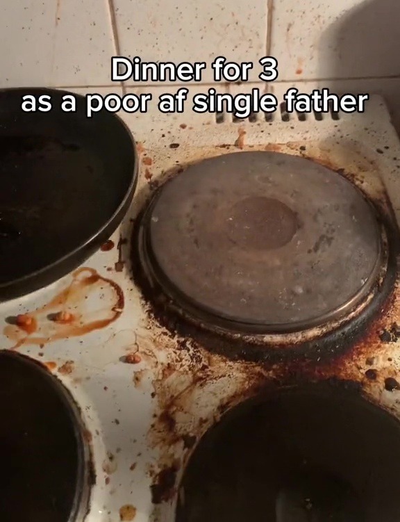 A 'poor AF' single dad took to TikTok to share his budget dinner for himself and his kids