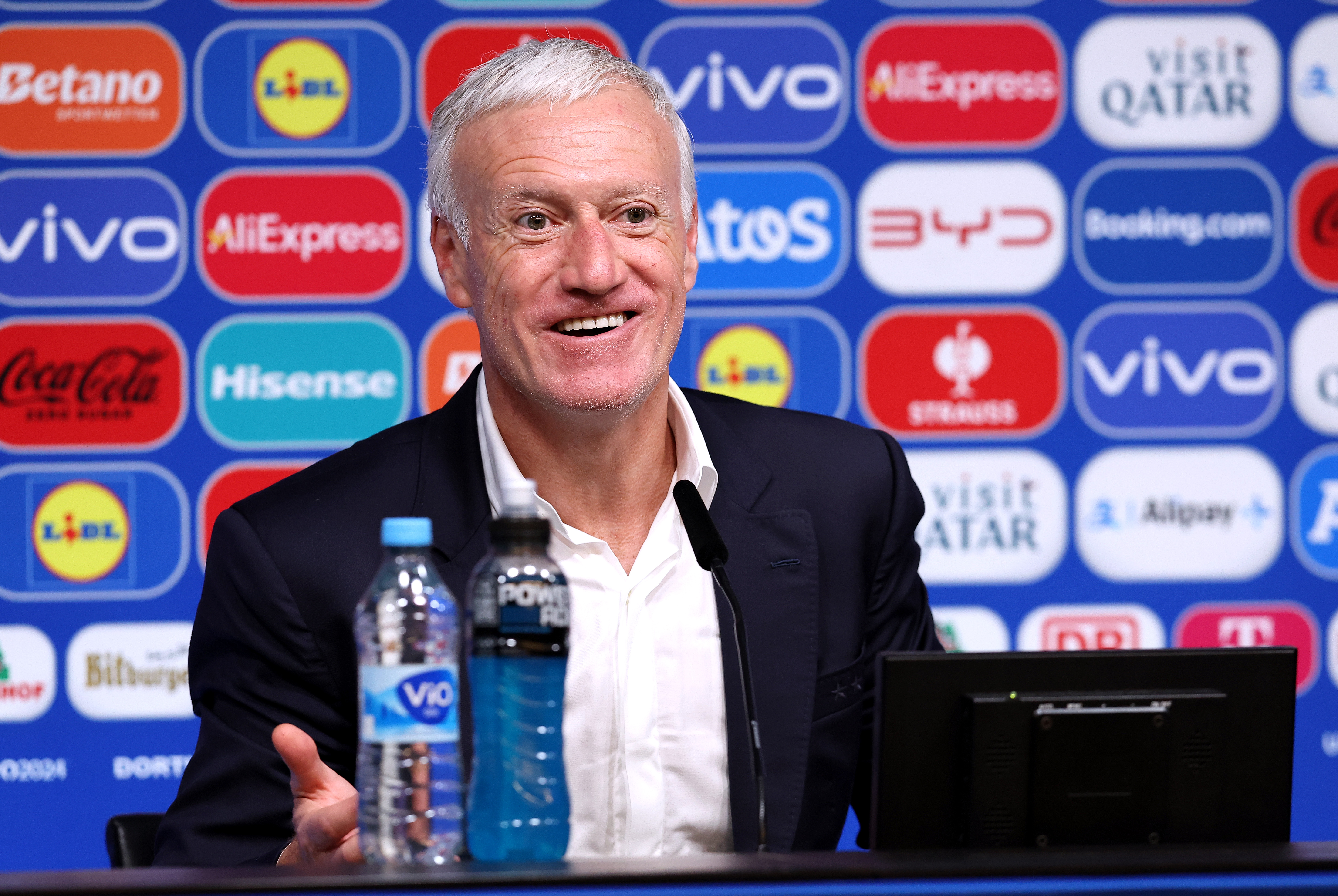 Didier Deschamps has begged French fans for patience