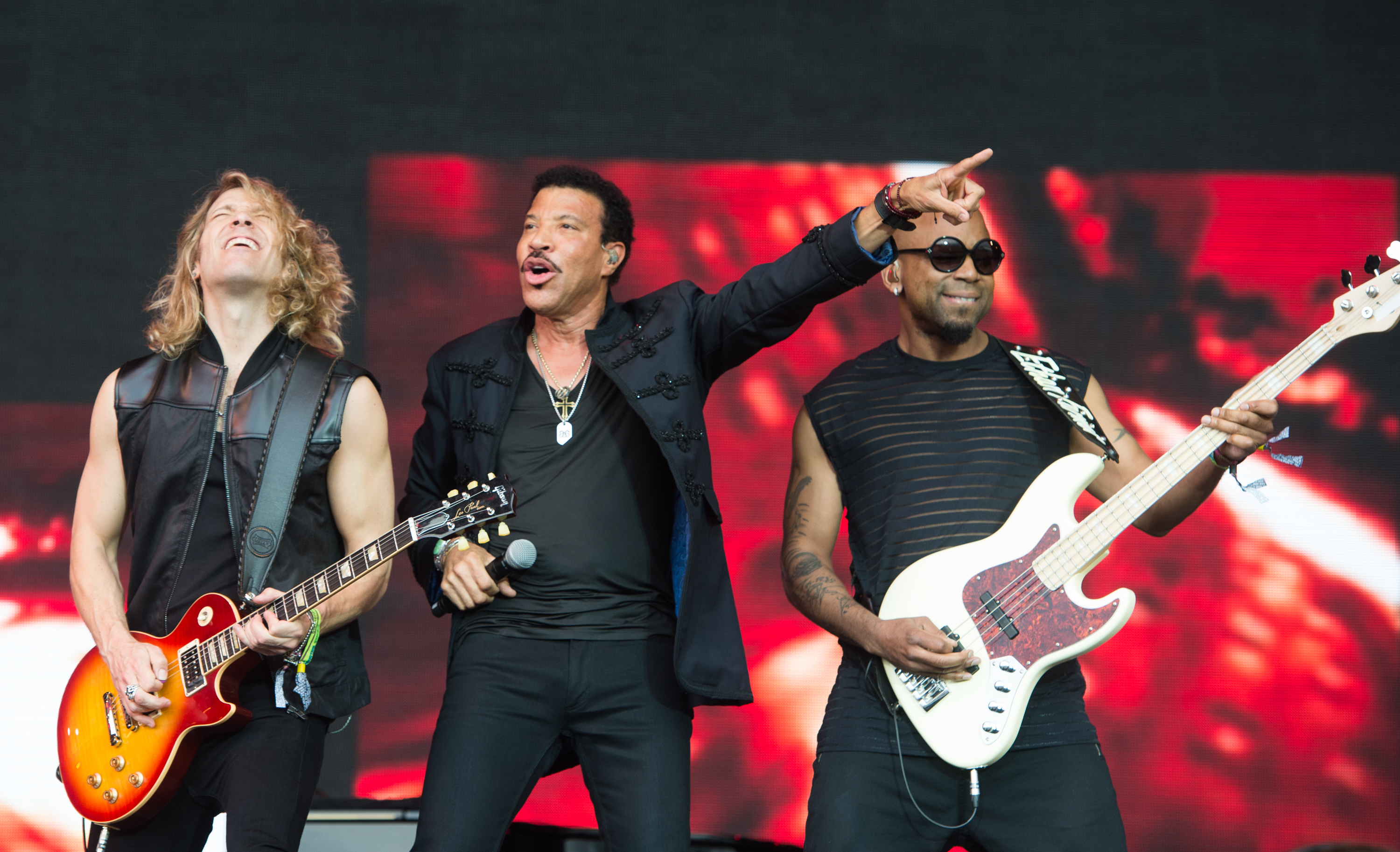 Lionel Richie performs in 2015 on the Pyramid Stage