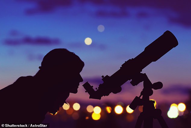 Stargazers will be able to see Saturn, Mars and Jupiter with the naked eye and although Uranus and Neptune won’t be part of the alignment, they will still be visible in the sky but viewers will likely need high-powered binoculars or a telescope to see them