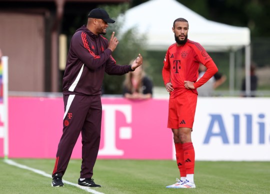 Bayern Munich head coach Vincent Kompany speaks to Noussair Mazraoui