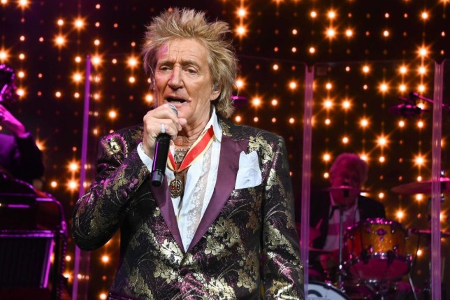 Rod Stewart singing at The Prince's Trust Invest In Futures Gala Dinner