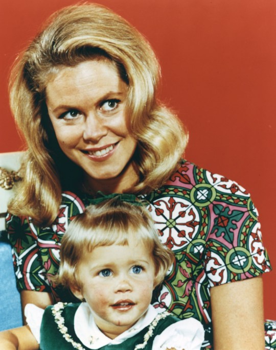 Elizabeth Montgomery and Erin Murphyin Bewitched