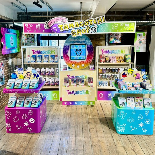 NEWS - Tech - Iconic 90s toy gets first ever UK store in massive comeback (DISC)