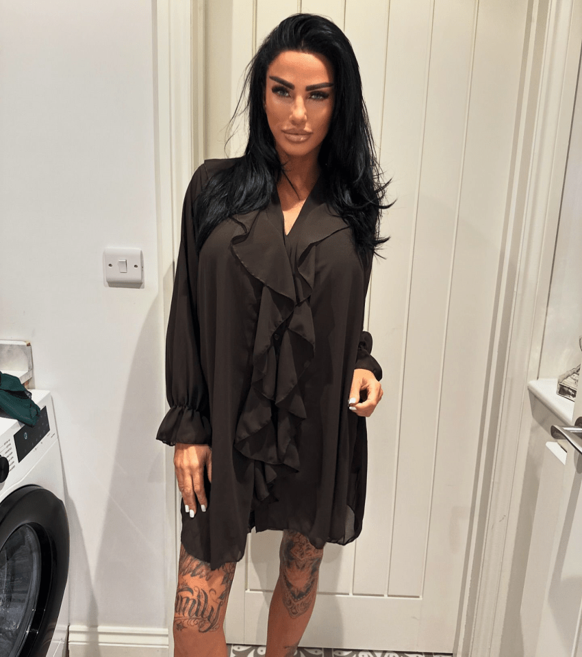 Katie Price has sparked fan concern after posing for a new social media snap