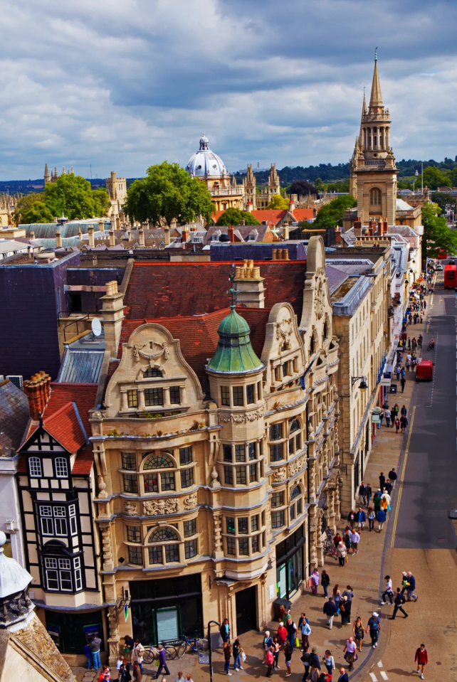 The instantly recognisable streets of Oxford