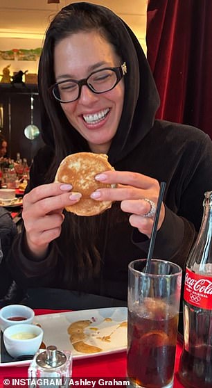 She could be seen enjoying a glass of red wine as well as a burger during her restaurant excursions