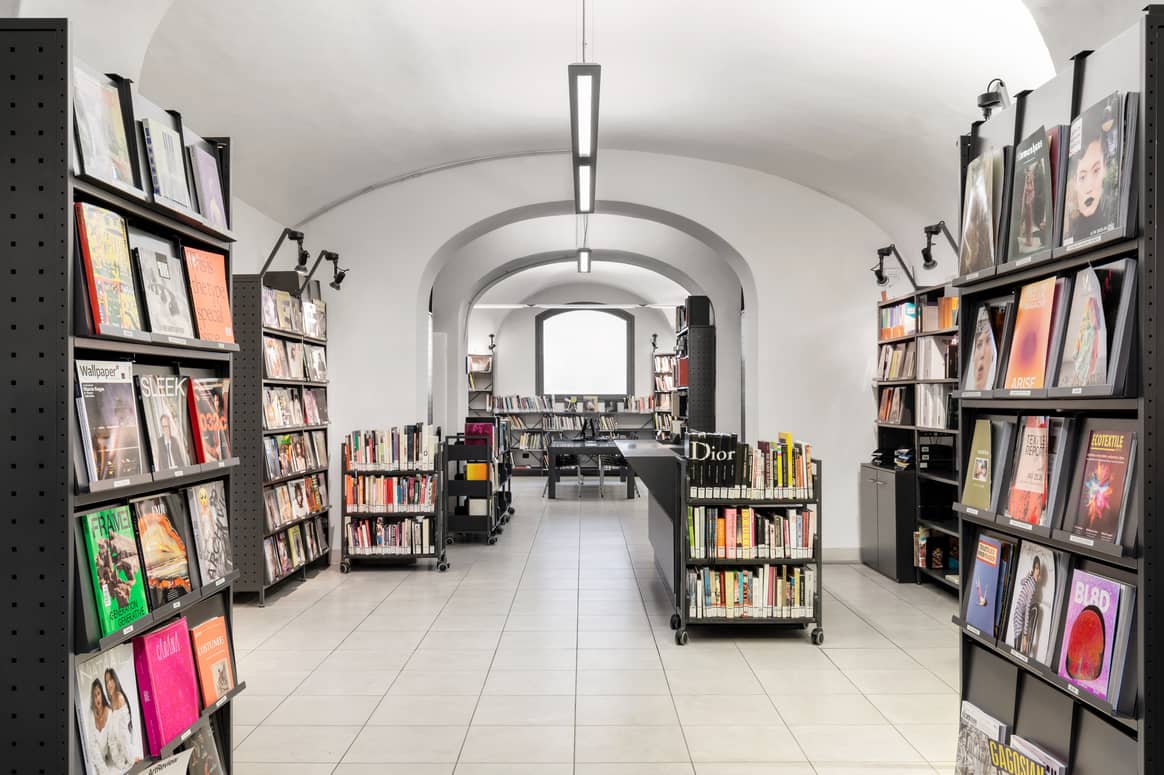 Polimoda library