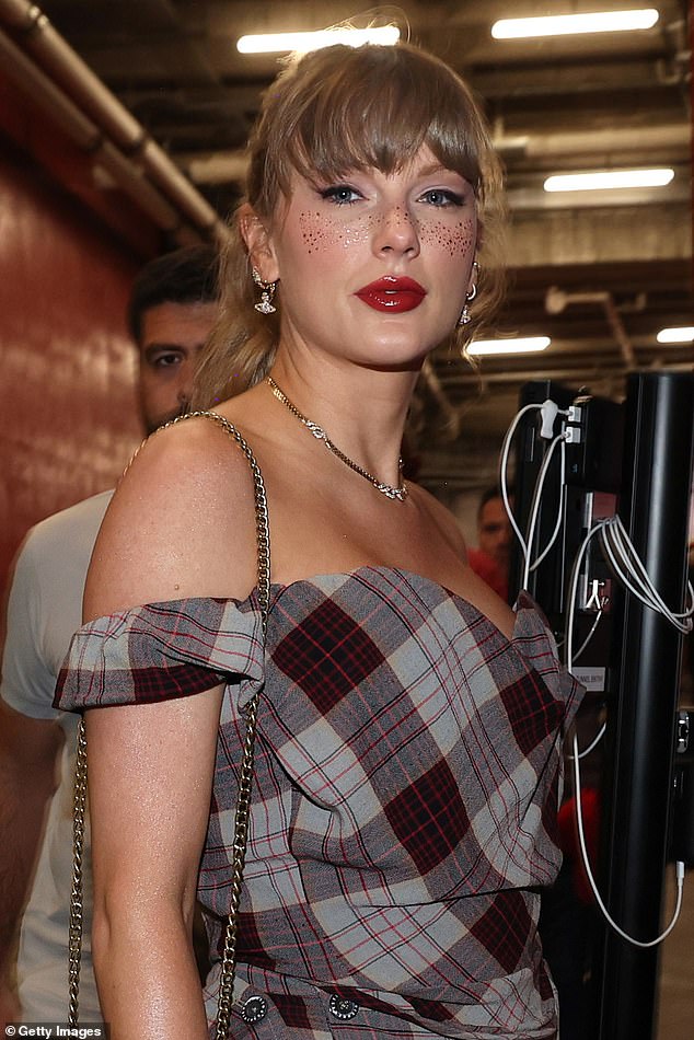 Taylor Swift sparkled as she showed up to cheer boyfriend Travis Kelce at the Chiefs vs Saints game on Monday