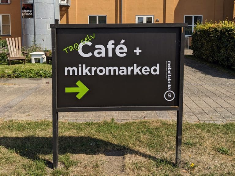 Cafe-skilt-2023x