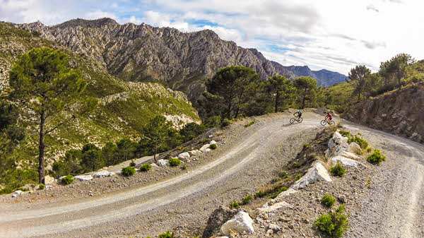 Mountain biking Lentegi