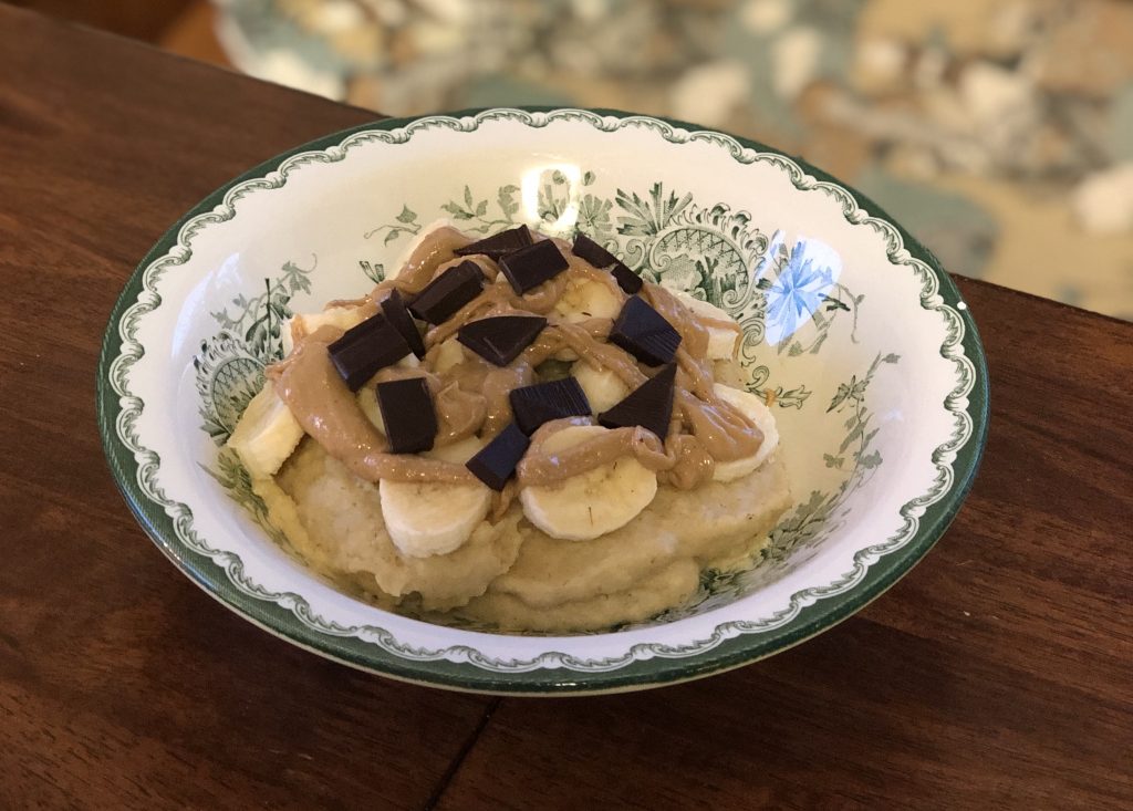 Järnberikad gröt med banan och choklad