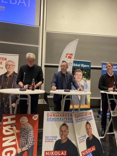 Danmarksdemokraterne og Nikolaj Vang i debat på SDU. 