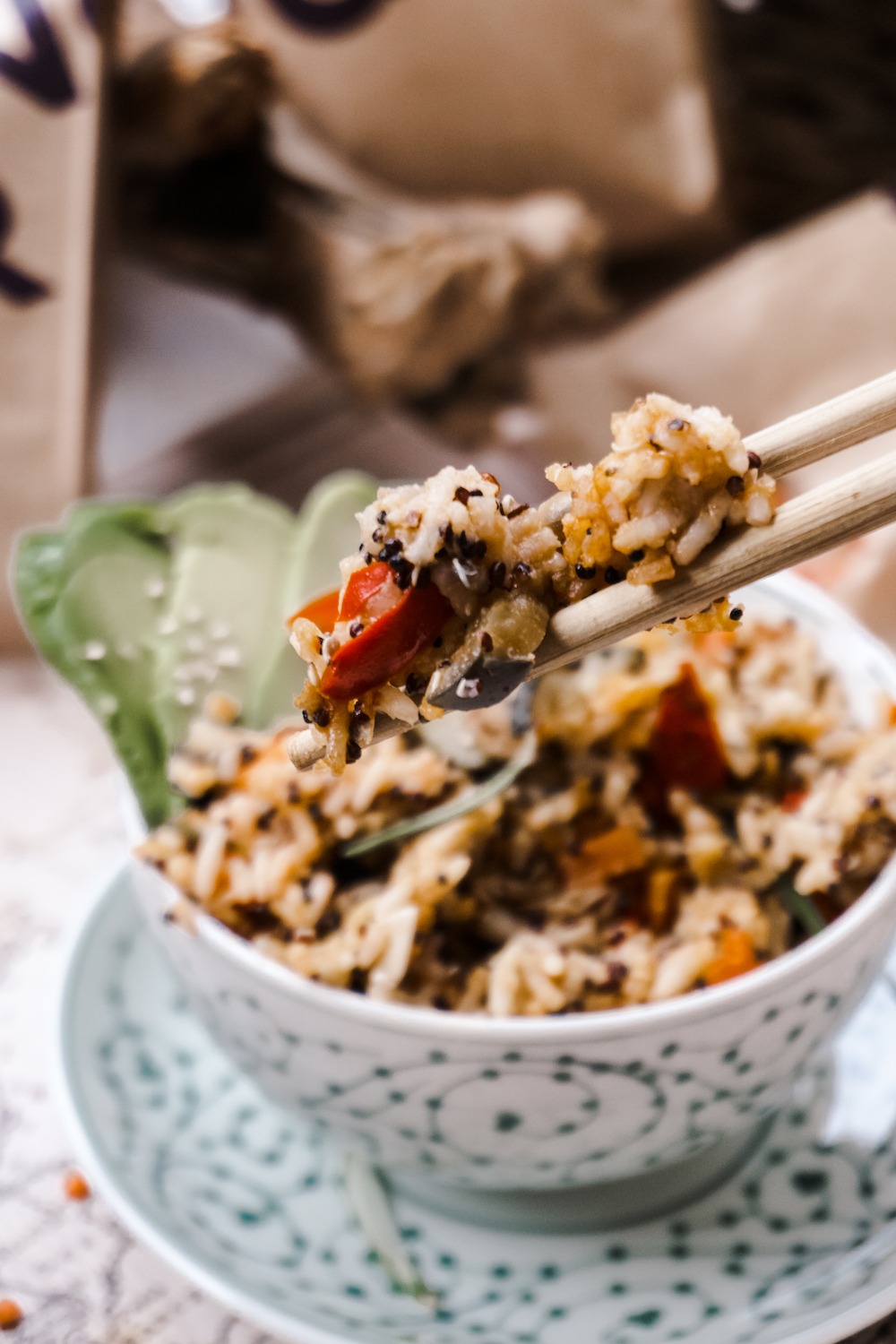Linsen-Quinoa-Reis Bowl mit Gemüse
