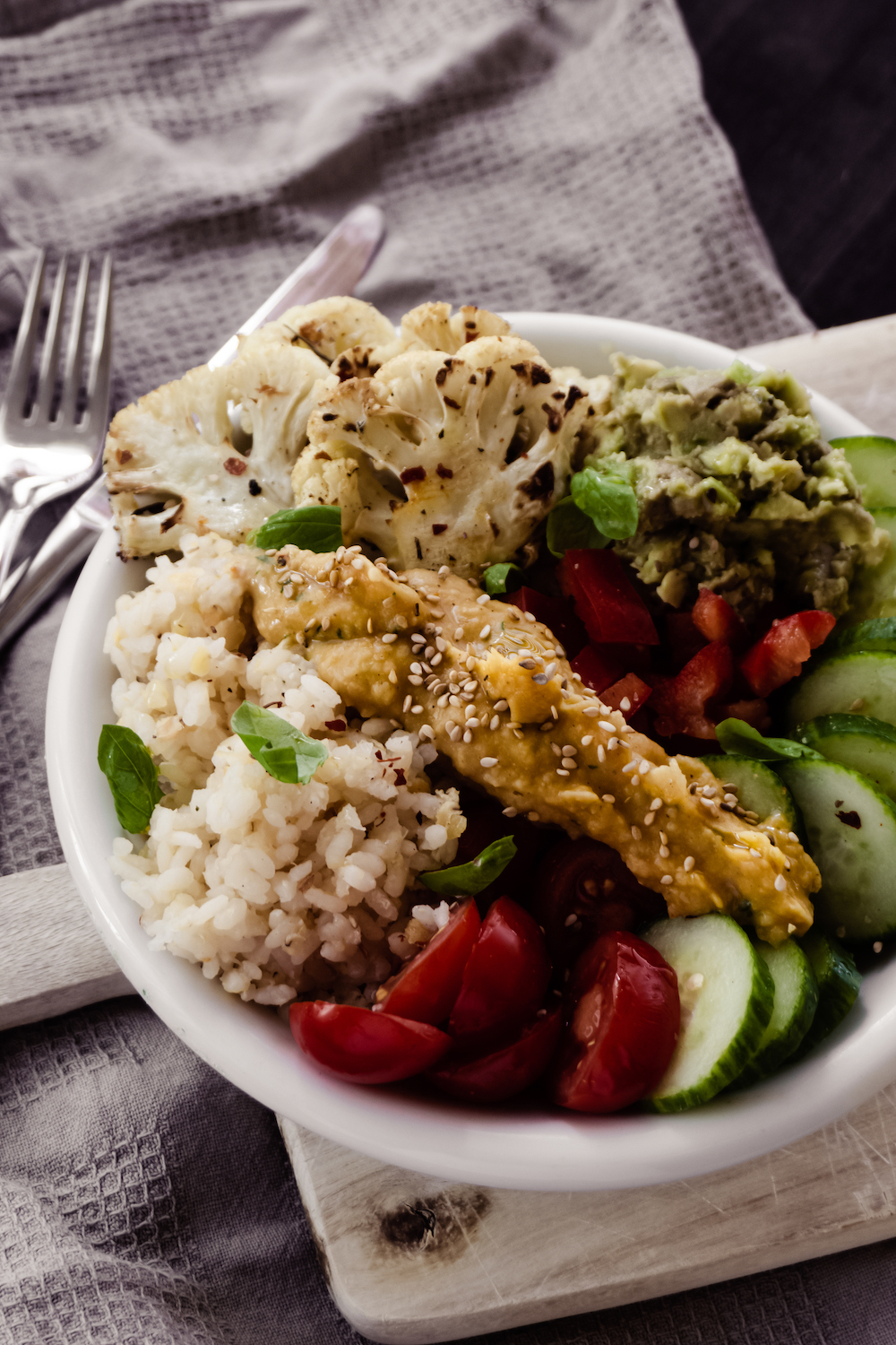 VEGAN BUDDHA HUMMUS BOWL und meine pflanzliche Ernährung