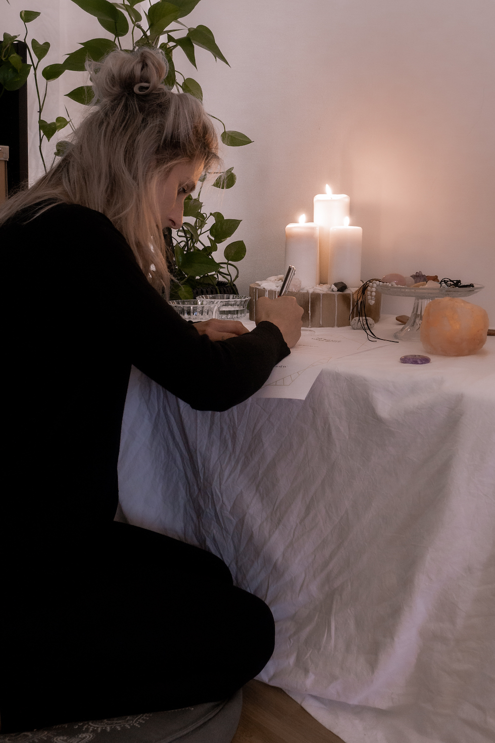 MONDKALENDER SEPTEMBER 2020 UND FULL MOON RITUAL - Release and let go 