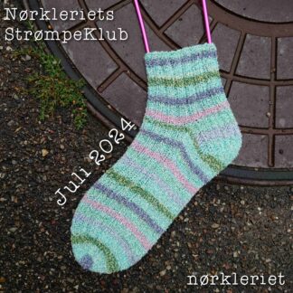 Ribstrømpe / juli 2024