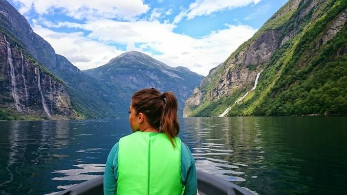 att göra i geiranger hyra motorbåt