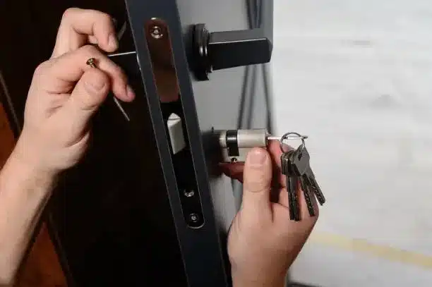 24/7 Noodslotenmaker in België