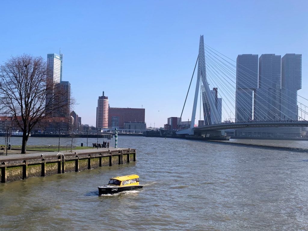 Erasmusbrug met De Rotterdam