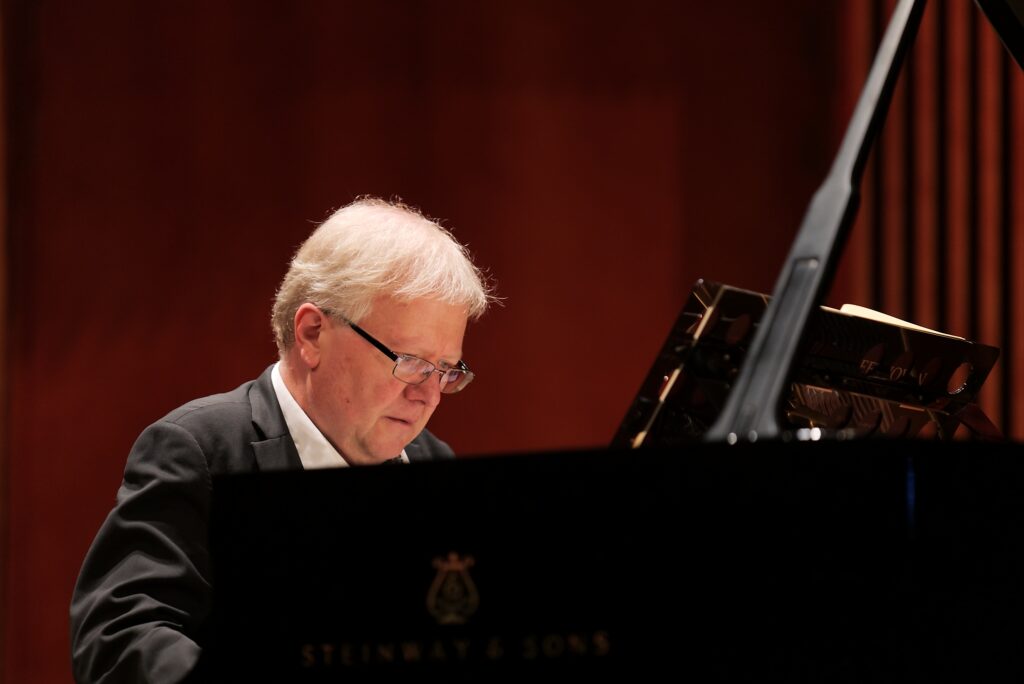 Mats Jansson-Fotograf Anders Nordquist Mats Jansson piano Fotograf Anders Nordquist