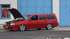 Emmaboda SS 2015-06-06 - Turbo-Freddes röda 855R.