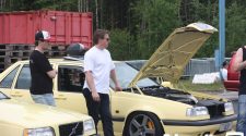 Emmaboda SS 2015-06-06 - Medlemsansvarige Andreas och hans fina 854 T-5R