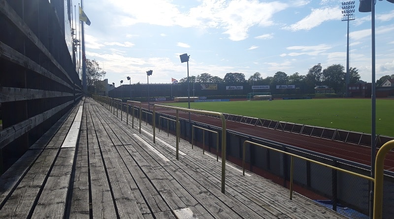 Mellos Stadion gamle ståtribune