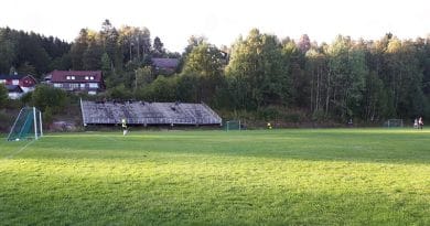 Solbakken Stadion hovedtribune