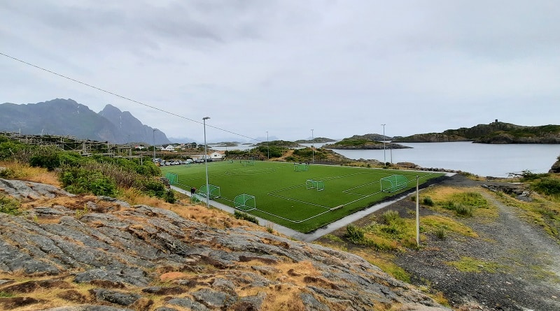 Henningsvær Stadion