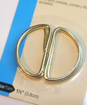 D-ring 1 1/2" (3,8cm) gullfarget, 4 stk