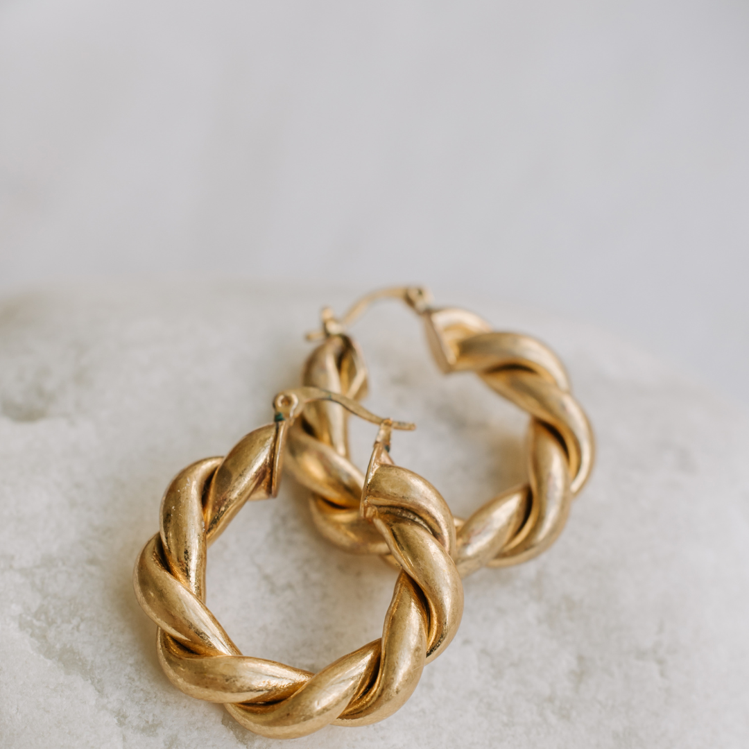 Yellow gold hoop earrings 