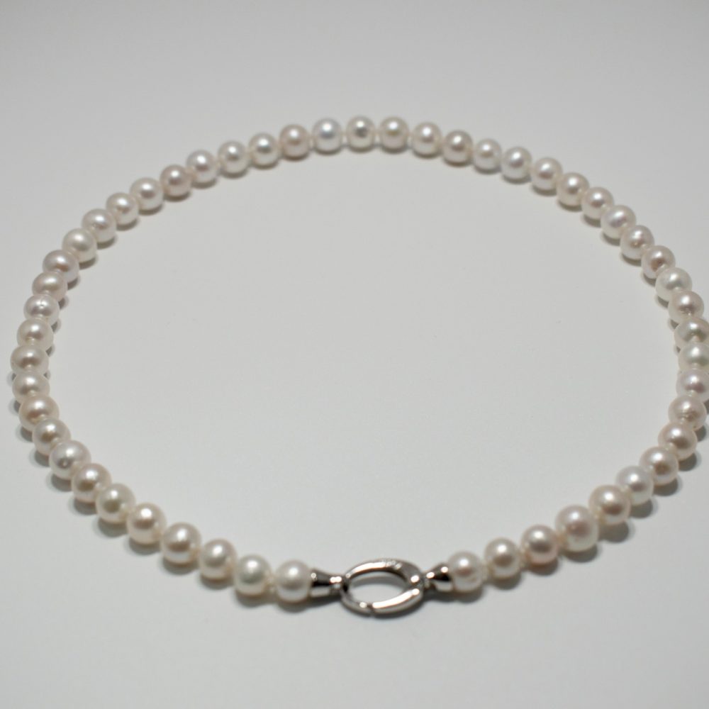 Collar de perla de 7-8mm largo de 40 a 45 cm con cierre en plata
