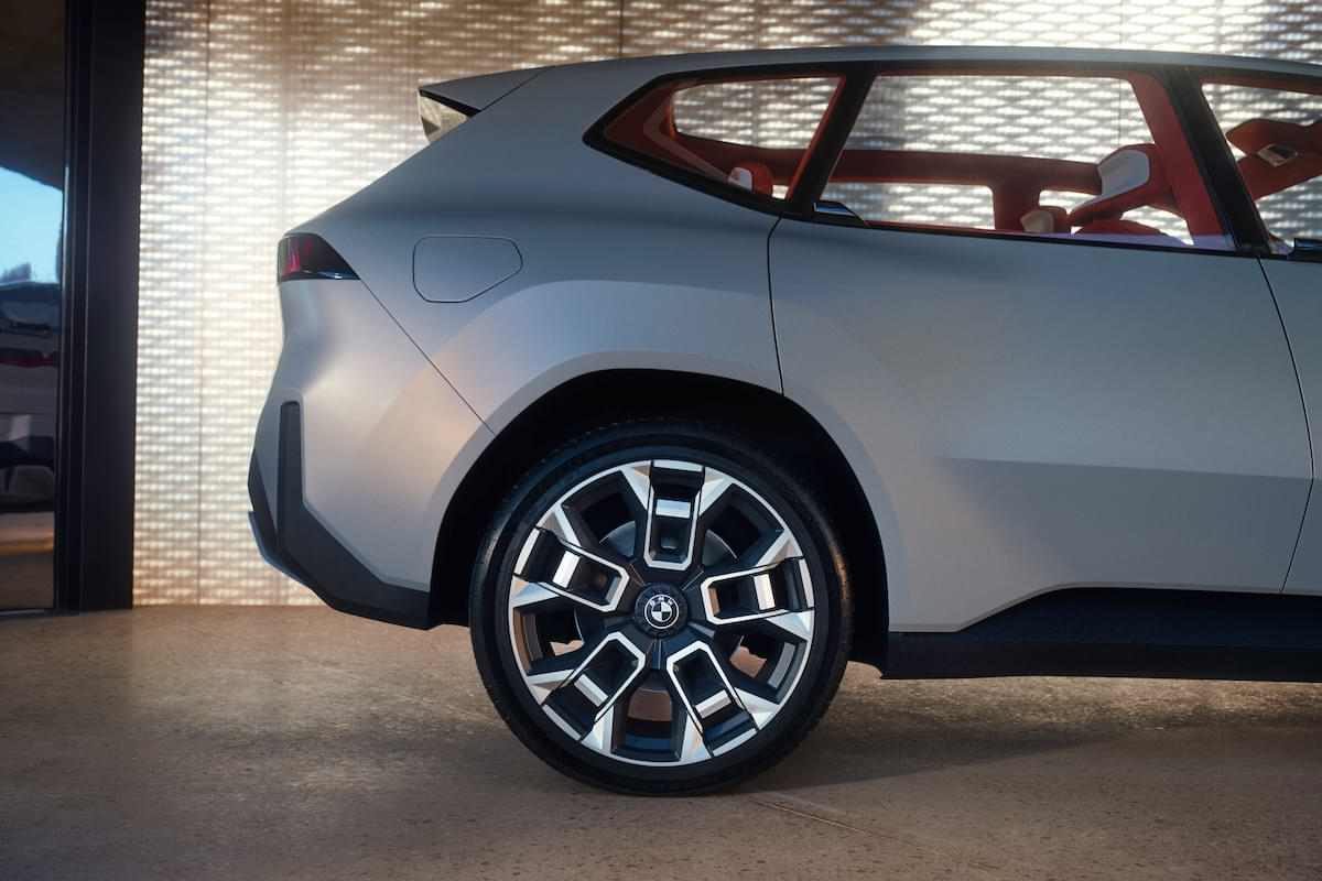första bilderna på nya BMW Vision Neue Klasse X