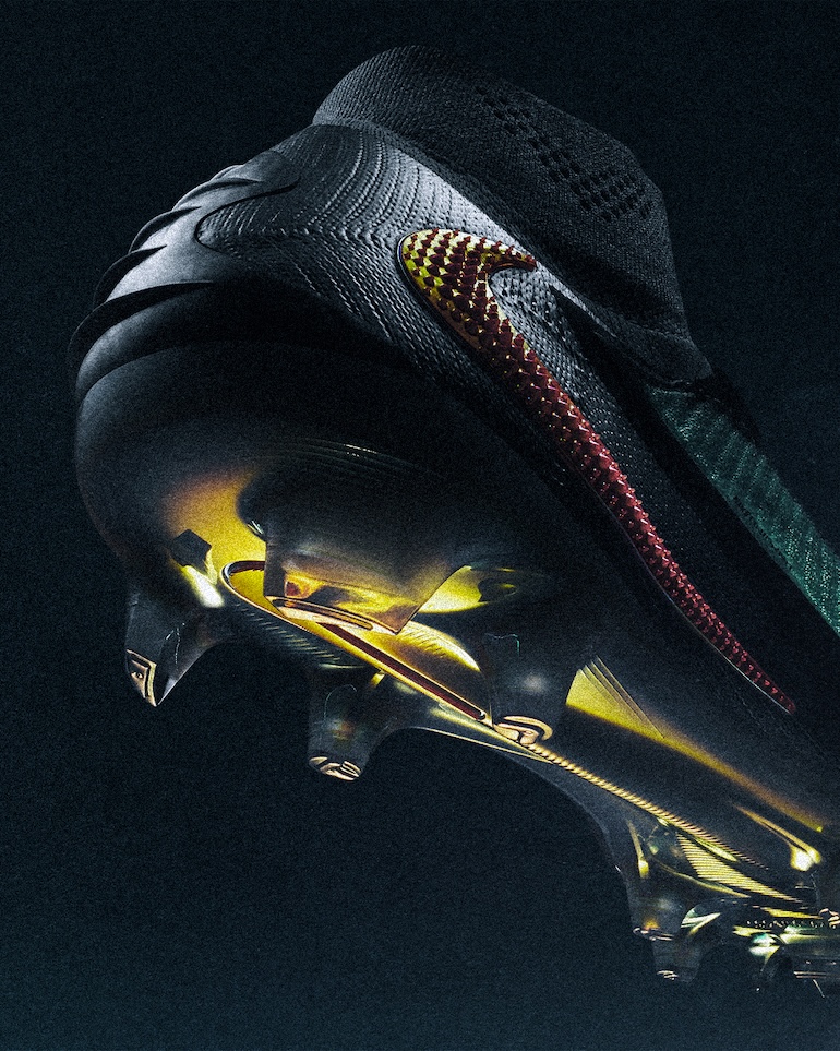 Nike Phantom 6 fotbollsskor dubbar närbild